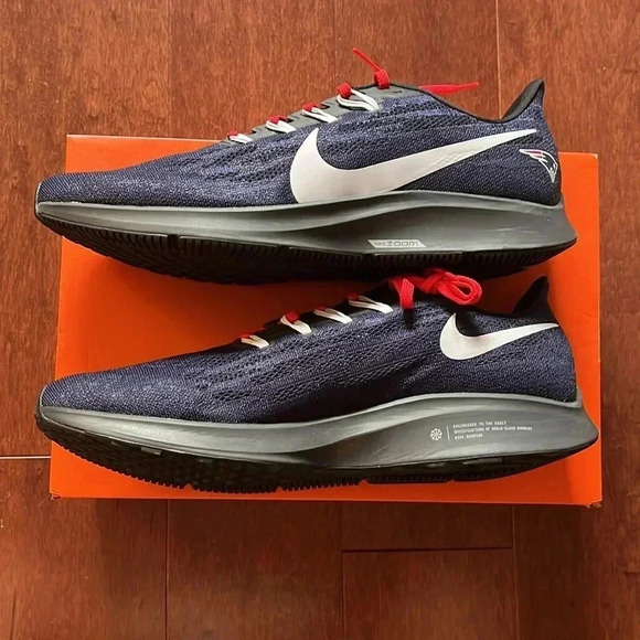 NWT Nike Pegasus 36 Patriots - Picture 5 of 8